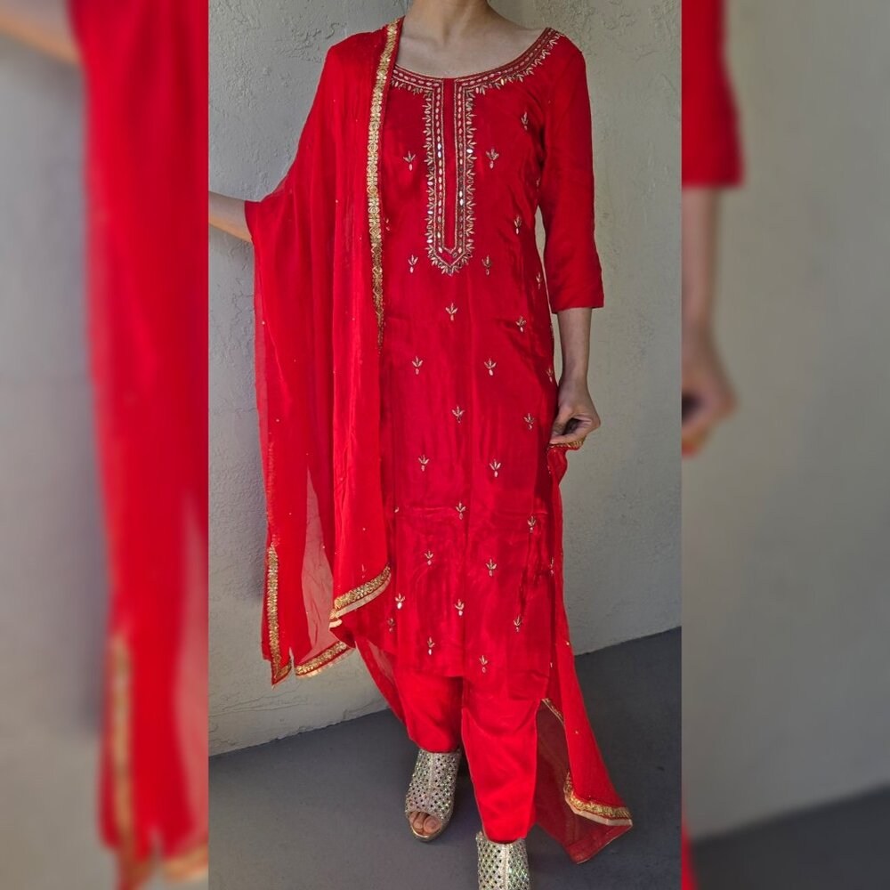Red Indian suit NEGOTIABLE